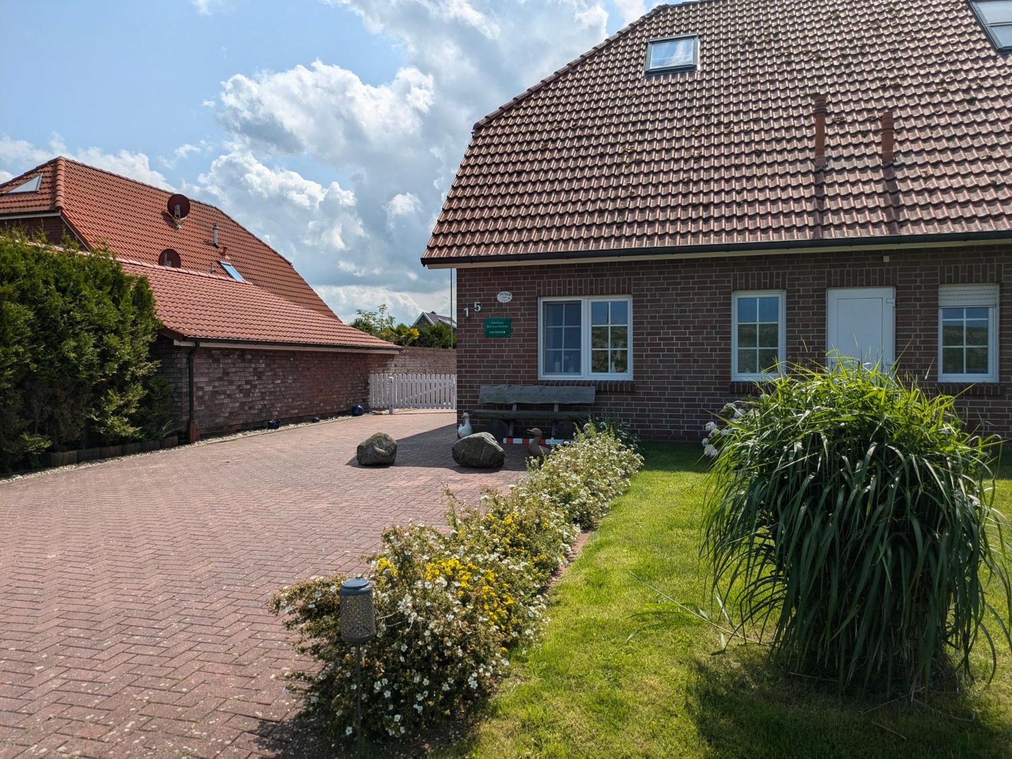 Drei-Insel-Blick Nessmersiel Exterior photo